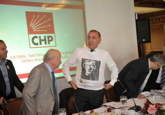 Gürsel Tekin öyle bir hediye verdi ki... - Resim: 2