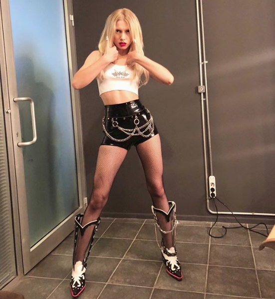 Paraya para demiyor! Aleyna Tilki reklamdan voleyi vurdu - Resim: 4