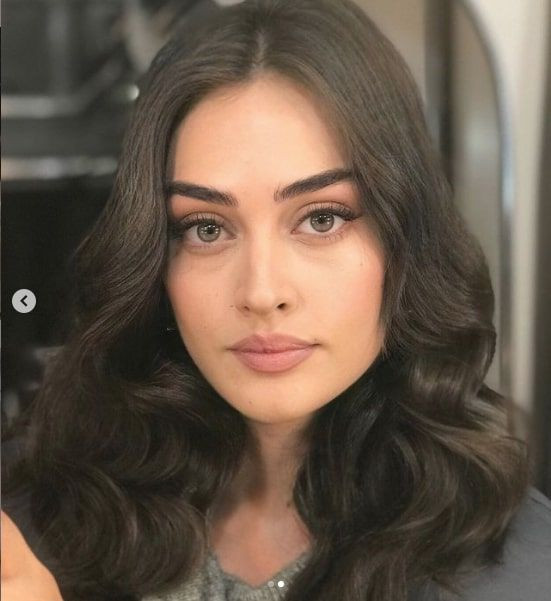 Show TV Ramo yıldızı Esra Bilgiç oyunculuğu bırakıyor mu avukatlığa hazırlanıyor - Resim: 2