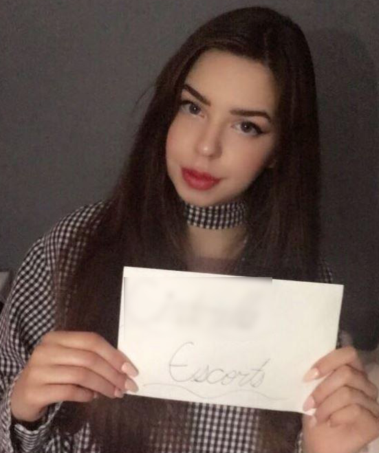 Rüyası gerçek oldu: Bekaretini rekor paraya sattı! - Resim: 1