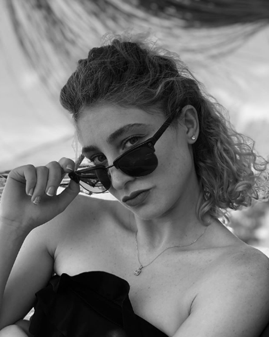 Survivor Makbule Karabudak kimdir mesleği ne spor eğitmeni eşi kimdir? - Resim: 0