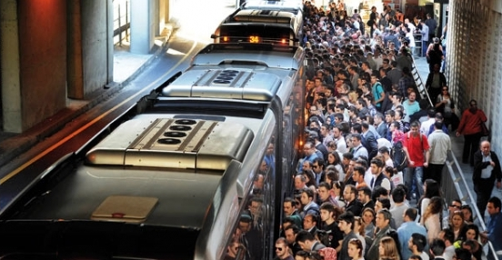 Toplu taşımanın sınırını zorlayanlar... - Resim: 2