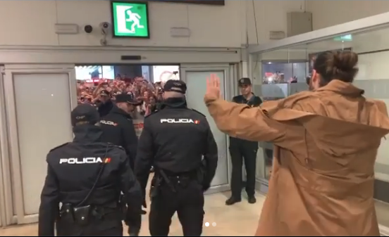 Diziler üzerinden olay gönderme Can Yaman Kıvanç Tatlıtuğ'a sataştı - Resim: 3