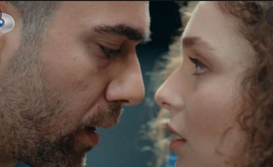 Kanal D Aşkın Tarifi dizisi Kadir Doğulu Serra Arıtürk'ün samimi anları! Neslihan Atagül çıldıracak! - Resim: 1