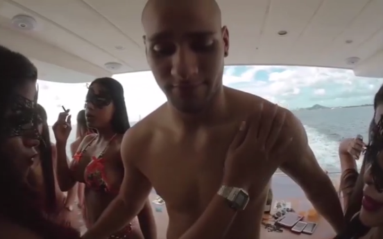 Bu nasıl olay! Cinsel ilişki vapurundan sonra bir de adasını yaptılar - Resim: 2