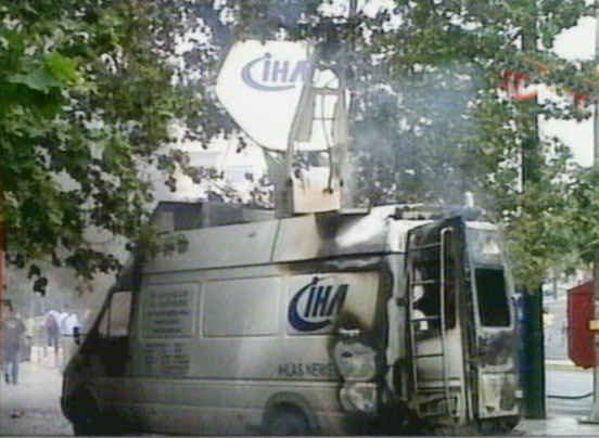 Yunanistan karıştı - Resim: 1