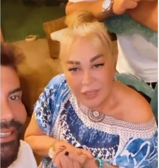 Zerrin Özer intihar etti apar topar hastaneye kaldırıldı! - Resim: 1