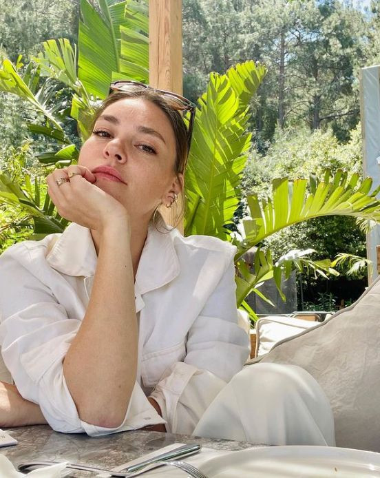 Oyuncu Aslı Enver'in yeni aşkı kriz çıkardı! Sevgilisinin kim olduğunu duyanlar şok geçirdi! - Resim: 4