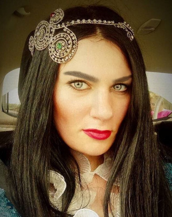 Berrak Onay itfaiye eri sevgilisi kim hangi dizilerde oynadı? - Resim: 2