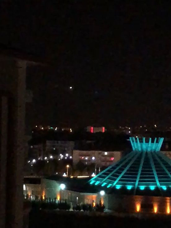 Malatya'da gökyüzünde ışık saçan cismi görüntüledi - Resim: 1
