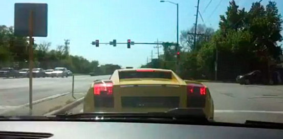 Milyonluk arabayla öyle rezil oldu ki... - Resim: 1