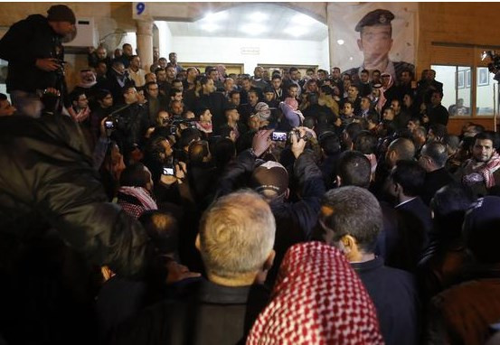 Diri diri yakılışını böyle izlediler! - Resim: 1