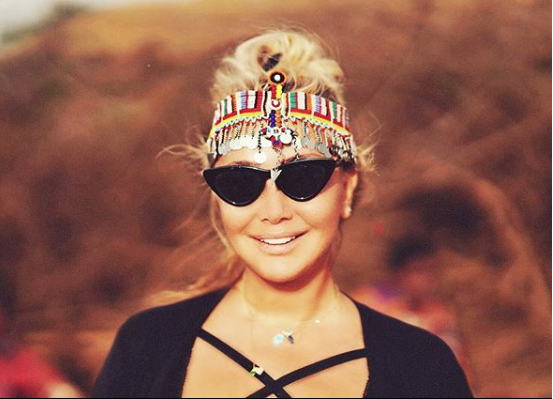 Yonca Evcimik 'oğlum' diyerek sevdiği fili evlat edindi - Resim: 4