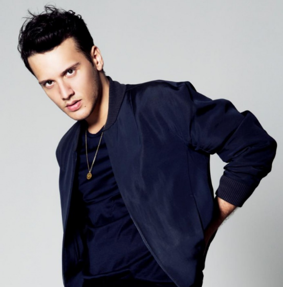 Genç kızların sevgilisi apar topar hastaneye kaldırıldı - Resim: 1