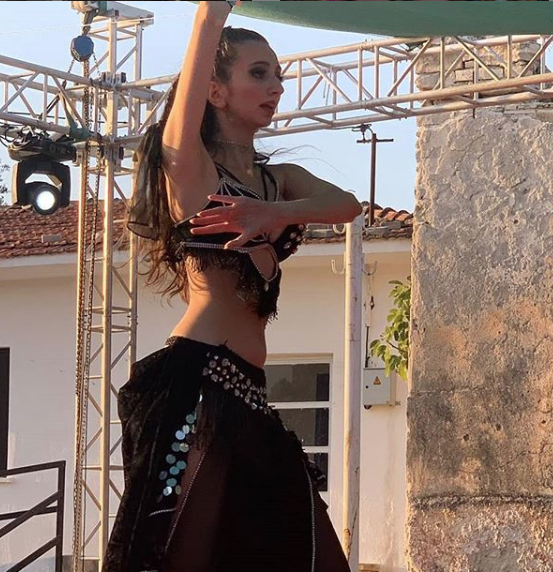 Zeynep annesinin mesleğini seçti Burçin Orhon ve Süheyl Uygur'ın kızları bakın ne yapıyor - Resim: 1