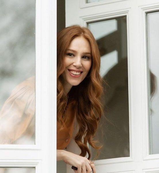 Elçin Sangu'nun yeni dizisi 'İyi Günde Kötü Günde' bomba bir kadro var - Resim: 2