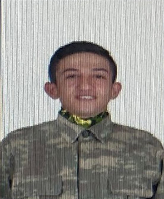 Kahreden haber şehitler var! Şırnak'ta askeri personel taşıyan otobüs devrildi - Resim: 1