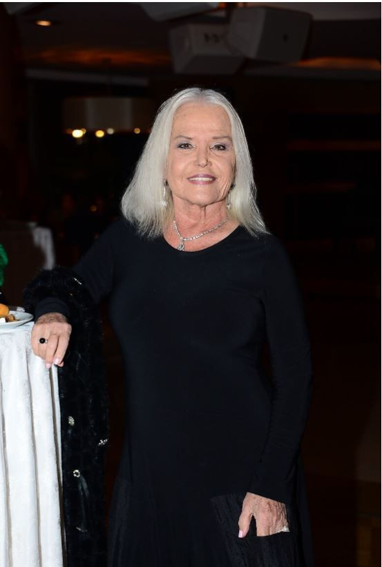 Ölümden dönen Gönül Yazar'dan hastane fotoğrafı - Resim: 4