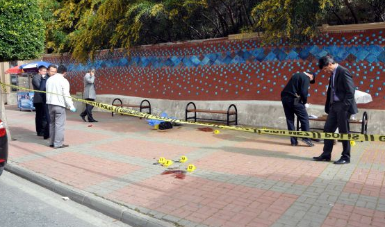 Otobüs durağında korkunç cinayet - Resim: 4