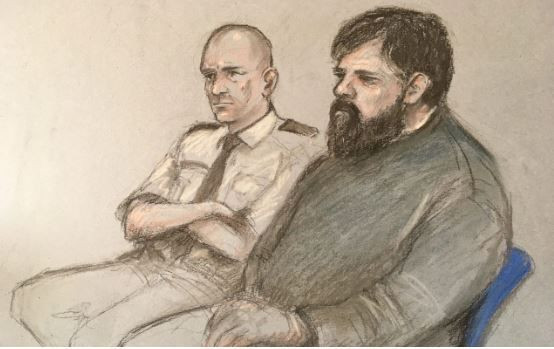 'Pedofili çetesi' ihbarlarıyla İngiltere'yi karıştıran adam Carl Beech pedofil çıktı - Resim: 2