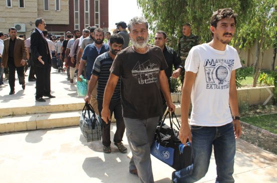 Türk şoförler ailelerine böyle kavuştu! - Resim: 1