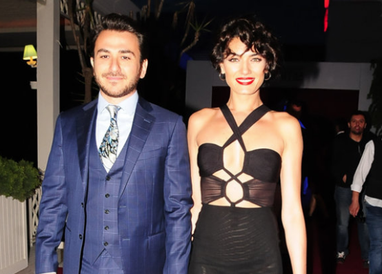 Aşk acısı! Ünlü oyuncu telefonda ağladı - Resim: 1