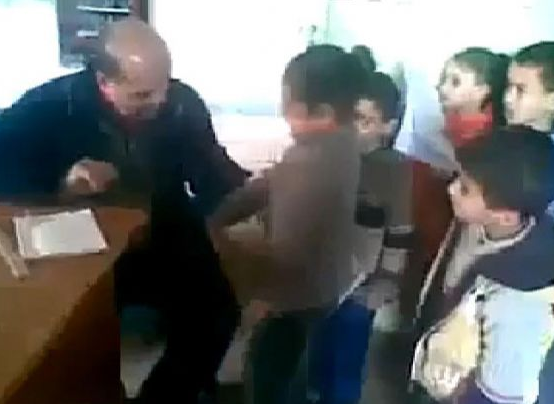 Facebook'u ayağa kaldıran dayak! - Resim: 2