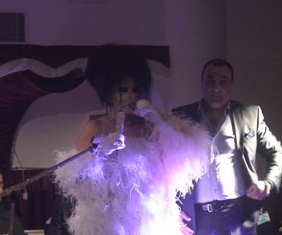 Bülent Ersoy seyirciyi böyle azarladı - Resim: 3