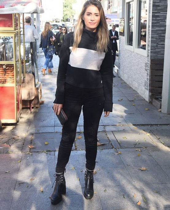 Ahmet Kural'a bir darbe de eski sevgilisi Naz Çekem'den - Resim: 2