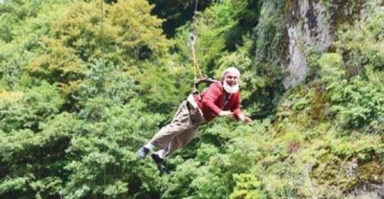 Elçiliğe giderken iç çamaşırınızı ters giyerseniz... - Resim: 1