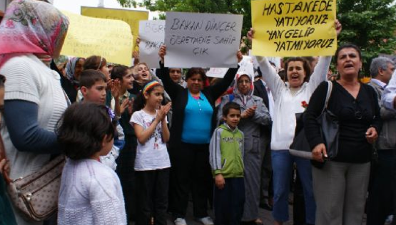 Öğretmene feci dayak - Resim: 2