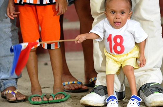 Bakmayın siz onun küçücük durduğuna - Resim: 4