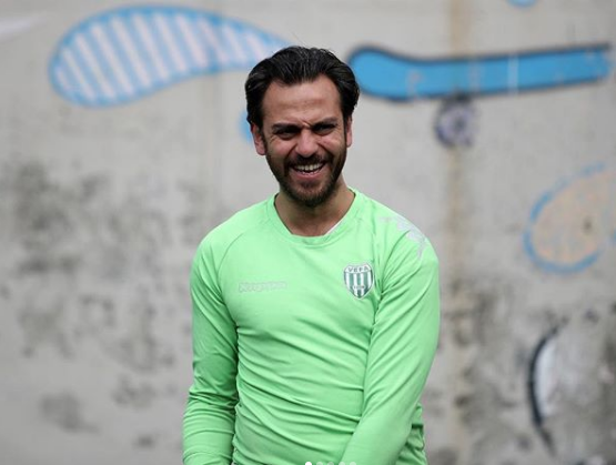 Erkan Kolçak Köstendil'in yeni projesi belli oldu Türkiye turnesine çıkıyor - Resim: 3