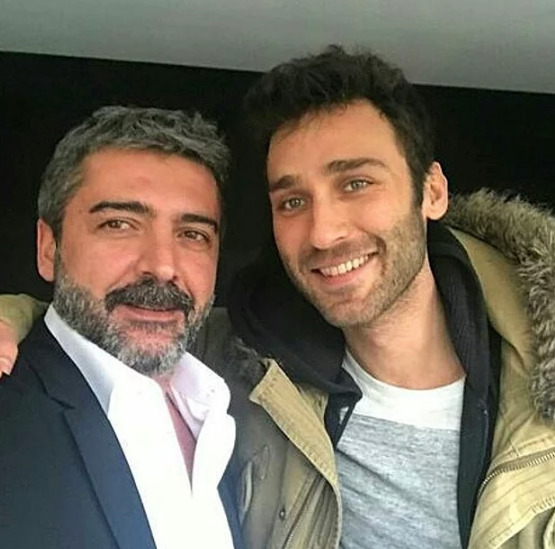 Gülben Ergen'in sevgilisi Burak Törer Hande Fırat'ın eski sevgilisi dahası fena! - Resim: 3