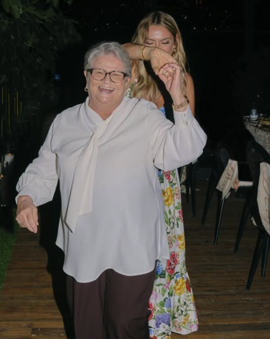 Hadise bu sefer Paris sokaklarını salladı! O hallerine bakanlar bir daha baktı - Resim: 4