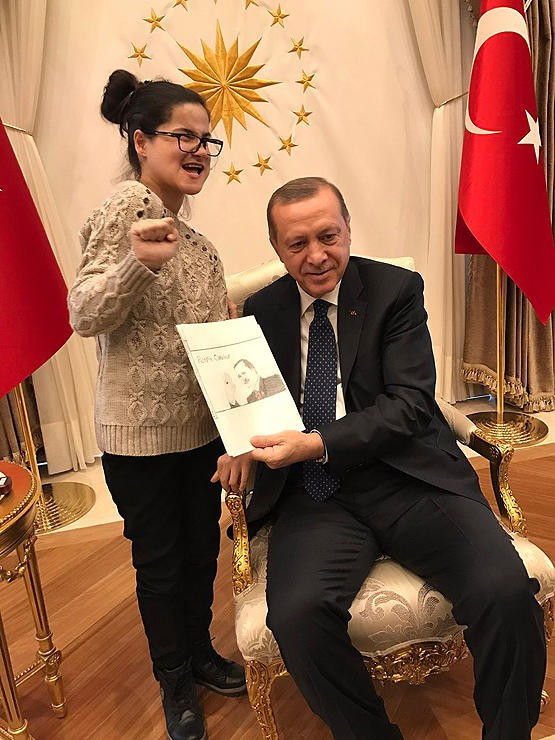 Erdoğan'ın resmini çizen engelli Gülşah'ın hayali gerçek oldu - Resim: 3