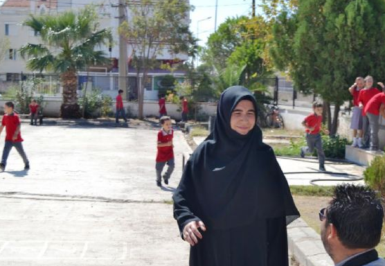 Tesettürlü öğretmen kriz yarattı - Resim: 4