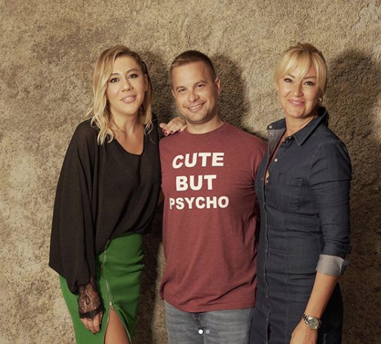 Pınar Altuğ ve Yağmur Atacan'dan aşk pozu! Öpüşme itirafı olay olmuştu - Resim: 1