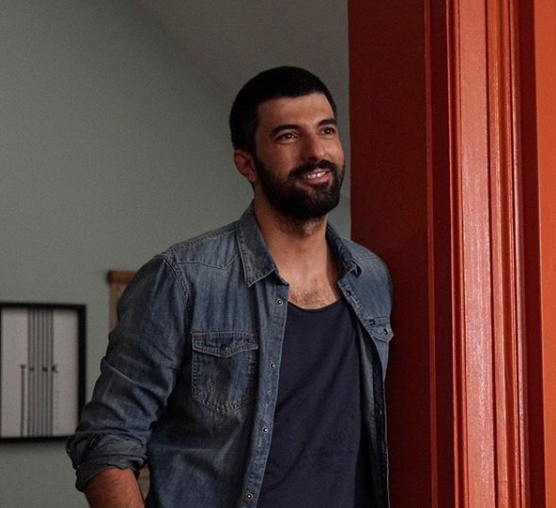 Engin Akyürek'ten örnek hareket! Davranışıyla takdir topladı - Resim: 1