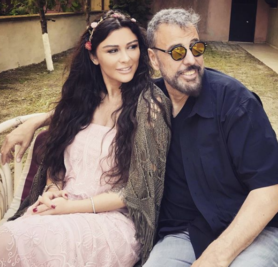 Hamdi Alkan ve eşi Selen Görgüzel işin aslını açıkladı! Cenazede poz vermişti - Resim: 4