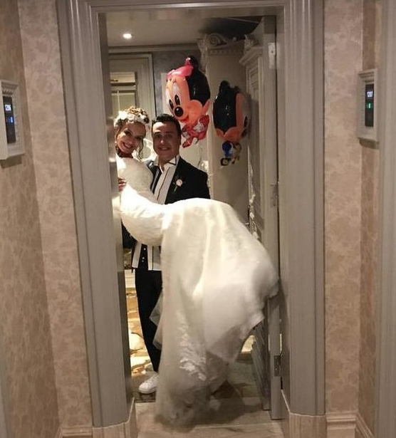 Bir dönemin çocuk yıldızıydı! Balayı için uzaklara gitti - Resim: 2