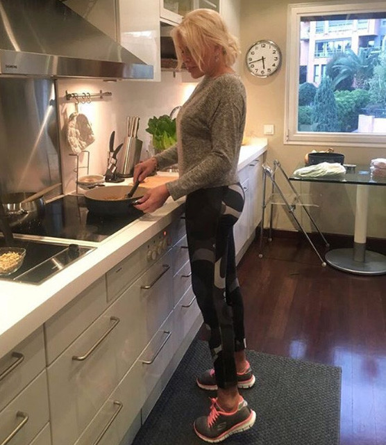 Demet Akalın'dan olay Ajda Pekkan paylaşımı! - Resim: 1