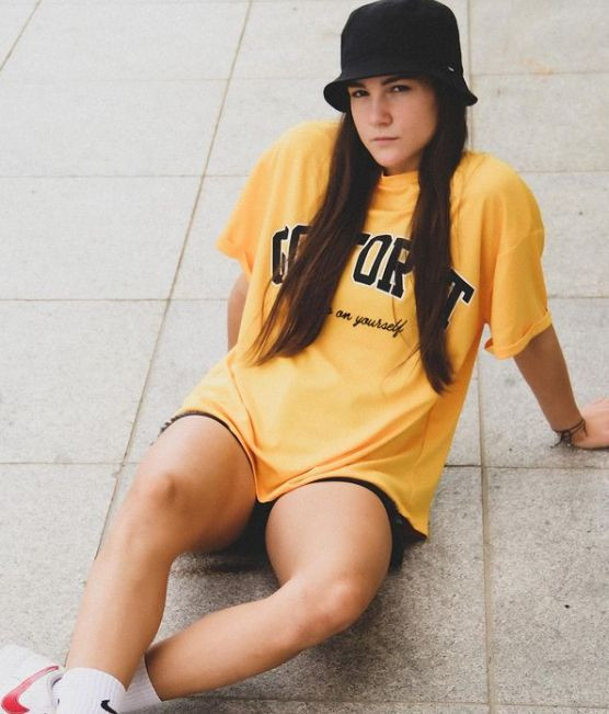 Nisa Bölükbaşı yeni imajıyla sosyal medyanın altını üstüne getirdi! - Resim: 3