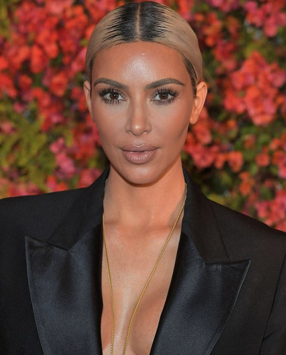 Kim Kardashian çırılçıplak poz verdi beğeni rekoru kırdı - Resim: 1