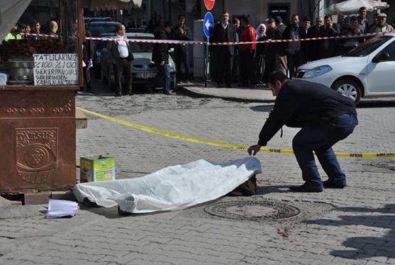  Sokak ortasında vahşi infaz! - Resim: 4