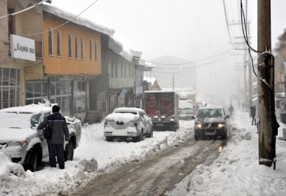 Doğu'da göz gözü görmüyor - Resim: 2