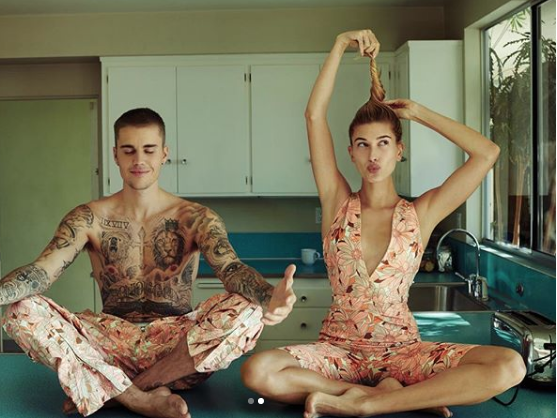 Dünyaca ünlü çiftin pozları olay oldu! Kucağına aldı ve... - Resim: 1