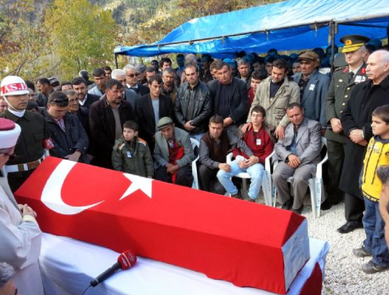 Şehit babasını ağlatan teselli - Resim: 3