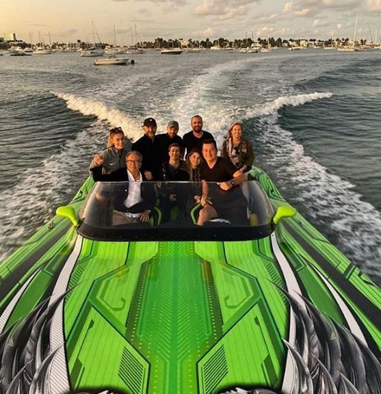 Acun Ilıcalı 30 yaş küçük sevgilisi Ayça Çağla Altunkaya ile Bebek turu attı - Resim: 2