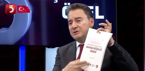Ali Babacan'ın anayasa değişikliği için Cumhur İttifakı ile çalışabiliriz sözüne Akşener'den açıklama - Resim: 0